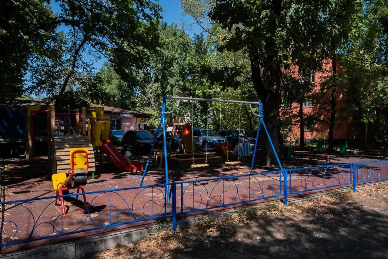 Алтай 1-6, Рядом С Аэропортом Apartment Turksib